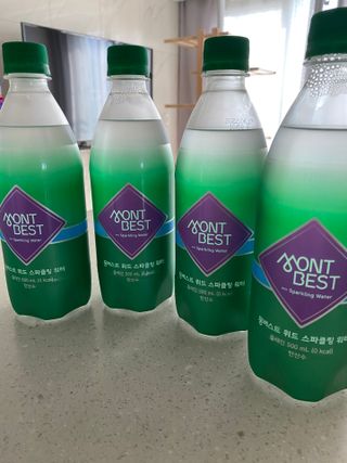 몽베스트 Montbest with Sparkling water Plain 20병 — 5점을 준 리뷰어가 2021년 11월 올린 사용 사진