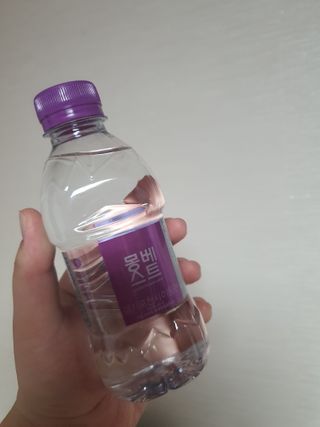 몽베스트 [MONTBEST] 330mL 20병 — 5점을 준 리뷰어가 2021년 10월 올린 사용 사진