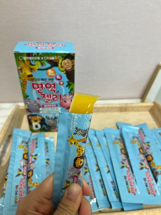 다나음 셀렌에 빠진 아연면역젤리 열대과일맛+사과맛 — 5점을 준 리뷰어가 2023년 1월 올린 사용 사진