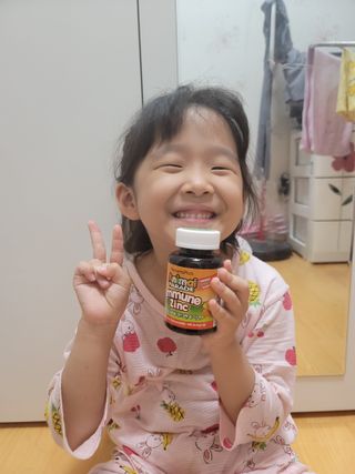 네이처스플러스 애니멀퍼레이드 면역 아연 (60정) — 4점을 준 리뷰어가 2022년 9월 올린 사용 사진