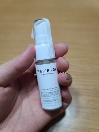 가치 WATERFOX(워터폭스)-엑토인시카.비옴 하이 워터크림 20ML — 5점을 준 리뷰어가 2023년 2월 올린 사용 사진