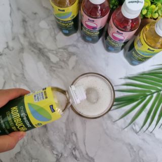 더그레잇티 콤부차 [매일유업] 더그레잇티 44kcal 콤부차 300ml *12개입 (오리지널 6개+베리리치 6개) — 5점을 준 리뷰어가 2023년 7월 올린 사용 사진