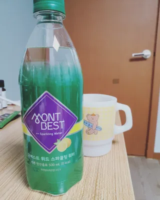 몽베스트 Montbest with Sparkling water Lemon OR Lime 20병(랜덤) — 5점을 준 리뷰어가 2021년 10월 올린 사용 사진
