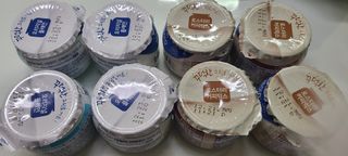 매일바이오 그릭요거트 오리지널 플레인 4개, 로스터리 커피믹스 4개 — 5점을 준 리뷰어가 2021년 12월 올린 사용 사진
