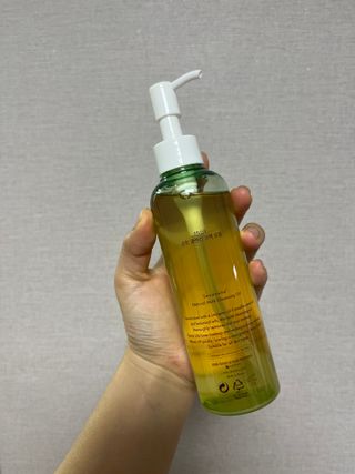 스킨큐어 산다화 순한 클렌징 동백 오일 200ml — 5점을 준 리뷰어가 2023년 4월 올린 사용 사진