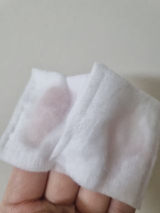[후르디아] 눈시림없는 올영 립앤아이 리무버 — 5점을 준 리뷰어가 2024년 1월 올린 사용 사진