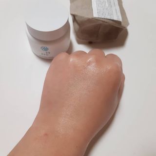 AYU25[아유트웬티파이브]다마스크로즈워터 베이스 천연 수분 촉촉 크림 — 5점을 준 리뷰어가 2021년 4월 올린 사용 사진