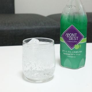 몽베스트 Montbest with Sparkling water Lime20병 — 5점을 준 리뷰어가 2021년 10월 올린 사용 사진