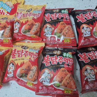 삼양냉동 [삼양] 불닭참치마요구운주먹밥+불닭볶음김치구운주먹밥 2세트구성 — 4점을 준 리뷰어가 2021년 2월 올린 사용 사진