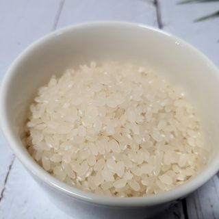 고림상점 풍부한 햇살과 바닷바람이 키우는 강화 교동 쌀 [백미1kg, 현미 1kg] 세트 — 5점을 준 리뷰어가 2021년 12월 올린 사용 사진