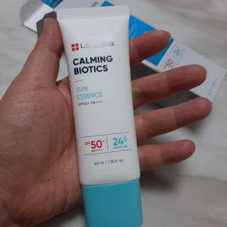 리더스코스메틱 리더스 카밍 바이오틱스 선 에센스 SPF 50+ PA++++ — 5점을 준 리뷰어가 2022년 6월 올린 사용 사진