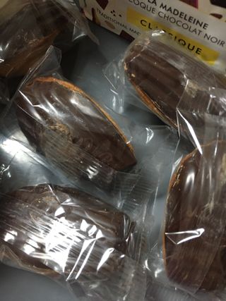 [메종콜리브리] 프랑스 마들렌 메종콜리브리 초콜릿 마들렌 2팩 — 5점을 준 리뷰어가 2022년 3월 올린 사용 사진