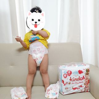 킨도 프리미엄 에어드라이v2 팬티형 기저귀 — 5점을 준 리뷰어가 2021년 6월 올린 사용 사진