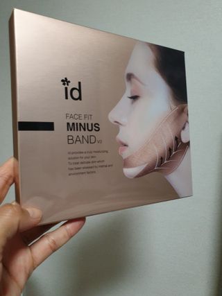 아이디플라코스메틱 아이디 페이스핏 마이너스 밴드 v2 — 5점을 준 리뷰어가 2021년 6월 올린 사용 사진