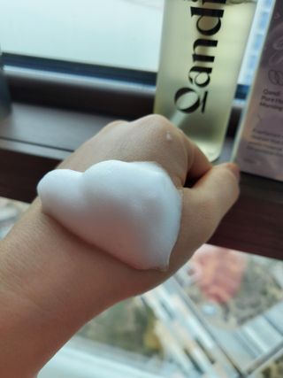헤어플러스 콴디 아침세안제 폼클렌징 퓨어 어니스티 모닝클렌저 — 5점을 준 리뷰어가 2021년 3월 올린 사용 사진