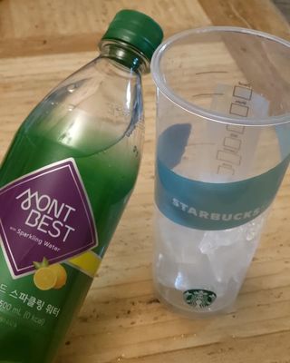 몽베스트 Montbest with Sparkling water Lemon OR Lime 20병(랜덤) — 5점을 준 리뷰어가 2021년 10월 올린 사용 사진