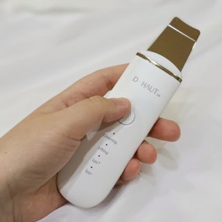 디하우트 랩 4 in 1 갈바닉 아쿠아 워터 필링기 스킨스크러버 — 5점을 준 리뷰어가 2021년 11월 올린 사용 사진