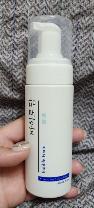 [바이로담] 저자극 약산성버블 폼 폼클렌징 150ml — 5점을 준 리뷰어가 2021년 3월 올린 사용 사진
