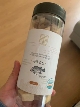 부르르펫 야미트릿 틸라피아 60g — 5점을 준 리뷰어가 2021년 10월 올린 사용 사진