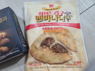 디케이식품(주) 고르곤졸라&모짜렐라 치즈스틱 400g — 5점을 준 리뷰어가 2023년 3월 올린 사용 사진