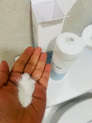 나우 0[리브엠] 화해 1등 클렌징 파우더! 모공&피지 말끔순삭 — 5점을 준 리뷰어가 2025년 2월 올린 사용 사진