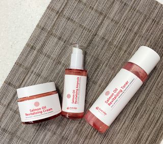 아이앤립 / EYENLIP 아이앤립 연어오일 리바이탈라이징 토너+앰플+크림 3종 세트 — 4.5점을 준 리뷰어가 2021년 5월 올린 사용 사진