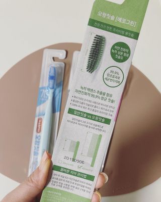 [오라덴스] 프리미엄 구강케어 버라이어티팩  + 스펀지치실 1P — 5점을 준 리뷰어가 2021년 7월 올린 사용 사진
