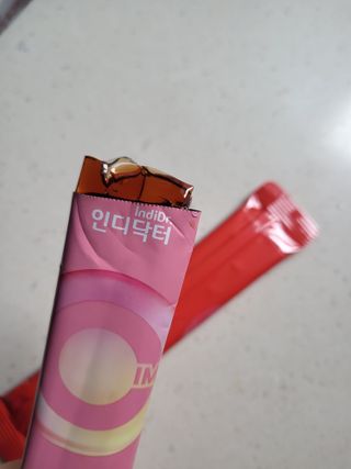 인디닥터 면역 생생 핑크 이뮨 젤리 + 타이탄 BCAA 프로틴 젤리스틱 — 5점을 준 리뷰어가 2022년 4월 올린 사용 사진