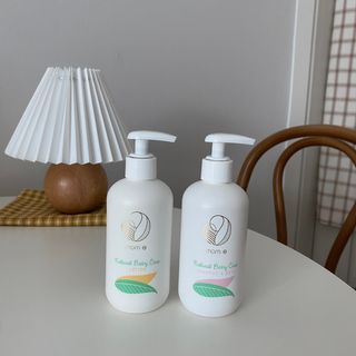 mom e 맘이 내추럴 베이비 케어 샴푸앤바스+로션 — 5점을 준 리뷰어가 2021년 1월 올린 사용 사진