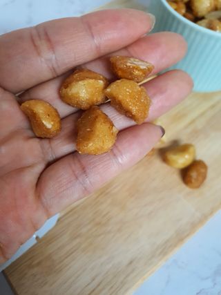 도이퉁 마카다미아 넛 90g  로얄 마카넛 오리지널 쏠트 허니 — 5점을 준 리뷰어가 2021년 9월 올린 사용 사진