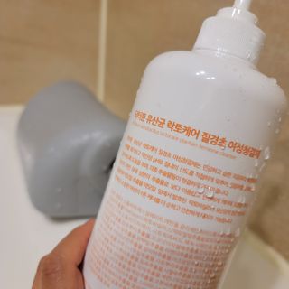 프리[닥터문] 유산균 락토케어 질경초 여성청결제 1000ml (젤타입) — 5점을 준 리뷰어가 2022년 5월 올린 사용 사진