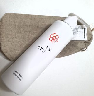AYU25[아유트웬티파이브]피부 진정, 보습 와일즈 로즈 핸드워시 — 5점을 준 리뷰어가 2021년 4월 올린 사용 사진