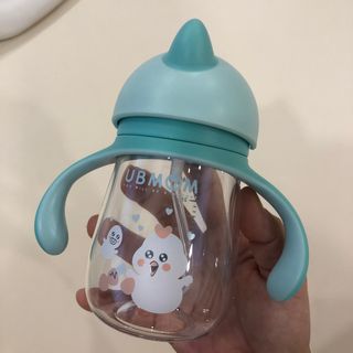 유비맘 트라이탄 코니빨대컵_컬러 랜덤 발송 — 5점을 준 리뷰어가 2020년 12월 올린 사용 사진