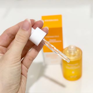 체르엠 스템앤셀 비타민 브라이트닝 에센스 30ml 1개 — 4점을 준 리뷰어가 2021년 9월 올린 사용 사진