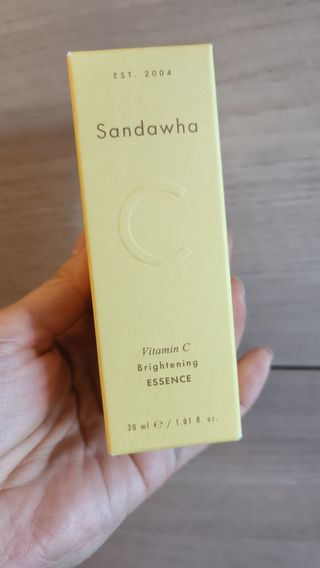 스킨큐어 산다화 비타민c 화이트닝 에센스 30ml — 5점을 준 리뷰어가 2023년 12월 올린 사용 사진