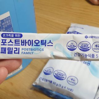 서울약사신협_포스트바이오틱스패밀리_5g x 100포 — 5점을 준 리뷰어가 2021년 5월 올린 사용 사진