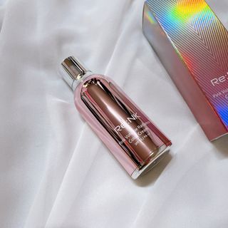 리엔케이 핑크 볼륨 래디언스 컬러크림 에디션 — 5점을 준 리뷰어가 2023년 11월 올린 사용 사진