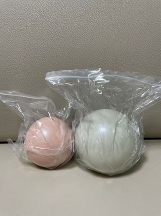 트라택 쿠셔닝 웨이트볼 0.5kg + 1kg SET — 5점을 준 리뷰어가 2022년 4월 올린 사용 사진