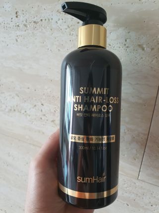 썸헤어 / SUMHAIR 썸헤어  써밋 안티 헤어로스 샴푸+트리트먼트 — 3점을 준 리뷰어가 2021년 6월 올린 사용 사진