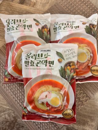 클린24시간 올리브발효곤약면 시원김치면 1세트-(3봉) — 3.5점을 준 리뷰어가 2024년 2월 올린 사용 사진