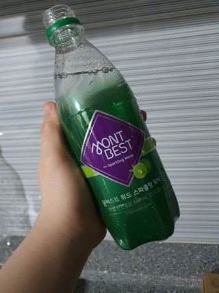 몽베스트 Montbest with Sparkling water Lime20병 — 5점을 준 리뷰어가 2022년 7월 올린 사용 사진