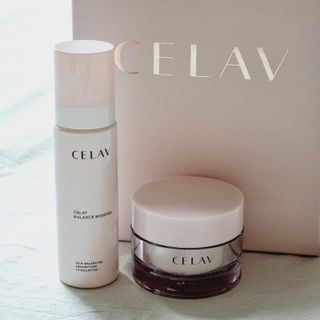 프리마인 바르기만 하면 철벽 스킨케어+24시간 마스크팩 효과. 셀라브 리제너레이팅 시스템 부스터+크림 세트 — 5점을 준 리뷰어가 2023년 5월 올린 사용 사진