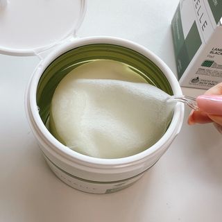 랑벨 랑바이오 블랙 시카 퀵 패드 100매 (3초 쿨링/3분 흡수, 블랙비 프로폴리스/시카 4종 함유, 대용량) — 5점을 준 리뷰어가 2022년 3월 올린 사용 사진