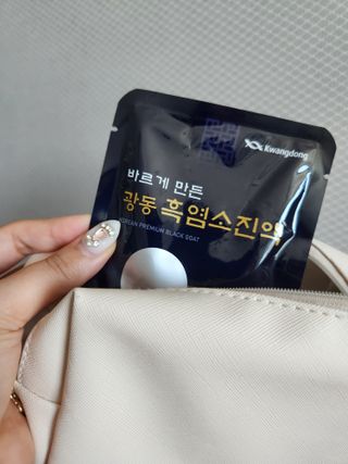 광동생활건강 MF [광동] 바르게 만든 광동 흑염소 진액 70ml * 30포 1박스 — 4.5점을 준 리뷰어가 2024년 5월 올린 사용 사진