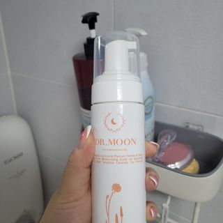 MF프리 [닥터문] 유산균 락토케어 질경초 여성청결제 200ml (폼타입) — 5점을 준 리뷰어가 2022년 9월 올린 사용 사진