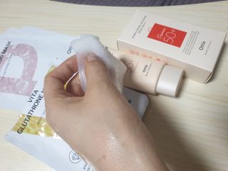 [오띠] SET_더마 컨트롤 선 크림( SPF50+ PA++++) & 100 마스크팩 x  4매 (수분/탄력/광채/장벽) — 5점을 준 리뷰어가 2022년 7월 올린 사용 사진