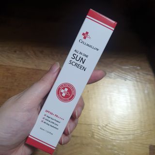 닥터셀멜로 셀멜로 올인원 선스크린 — 4.5점을 준 리뷰어가 2021년 6월 올린 사용 사진