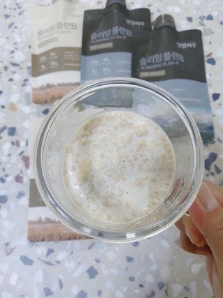 일일하우 슬리밍 플랜B 고소한 귀리맛, 진한 카카오맛 (체중조절식) — 5점을 준 리뷰어가 2023년 8월 올린 사용 사진