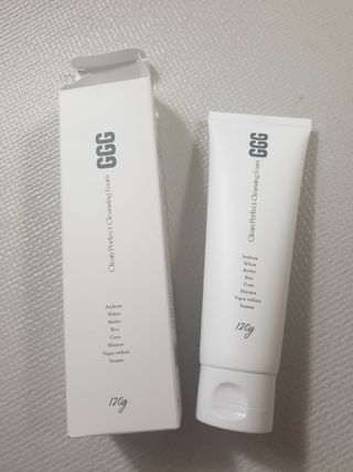 지지지 클린 퍼펙트 클렌징폼 120g — 4.5점을 준 리뷰어가 2022년 3월 올린 사용 사진