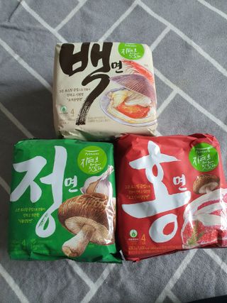 [풀무원] 자연은맛있다 정면, 백면, 홍면  세트 — 5점을 준 리뷰어가 2021년 4월 올린 사용 사진
